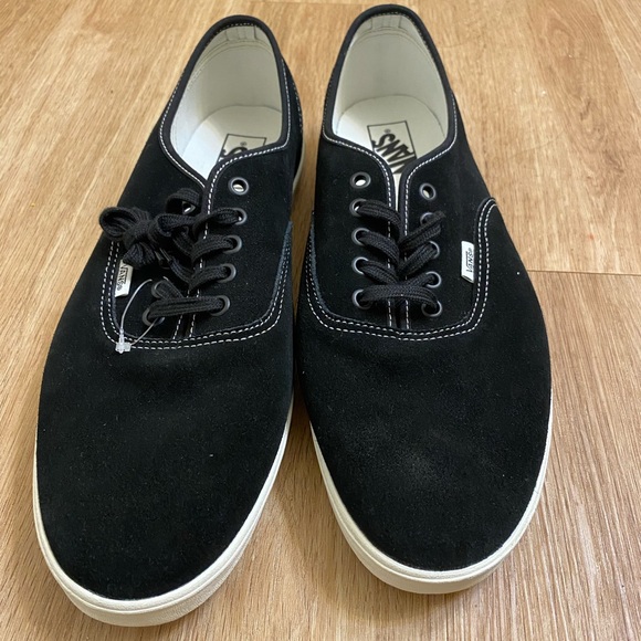 Vans Other - Vans Men's authentic lowpro Black Sneakers